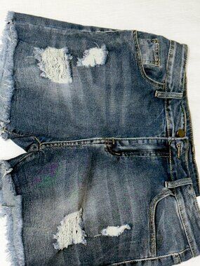 Women’s Distressed Denim Shorts Size L High Rise Ripped Frayed Hem Stretch Cutof
